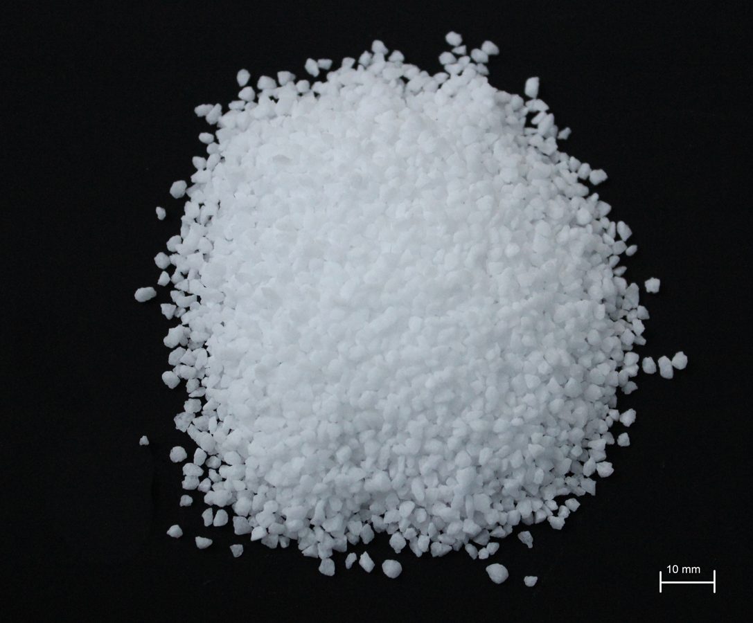 Coarse salt · illustrative photograph
